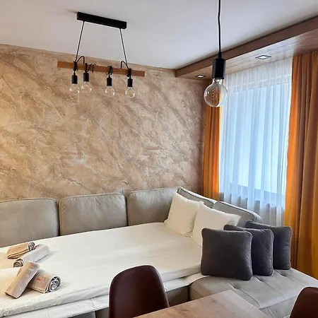 아파트 Alpine Luxury Two Bed-two Bathrooms B25 보로베츠