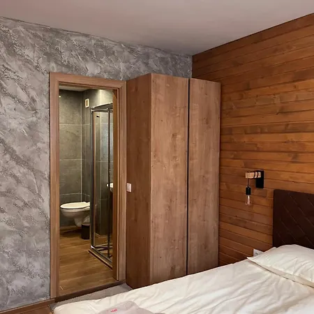 Alpine Luxury Two Bed-two Bathrooms B25 아파트 보로베츠
