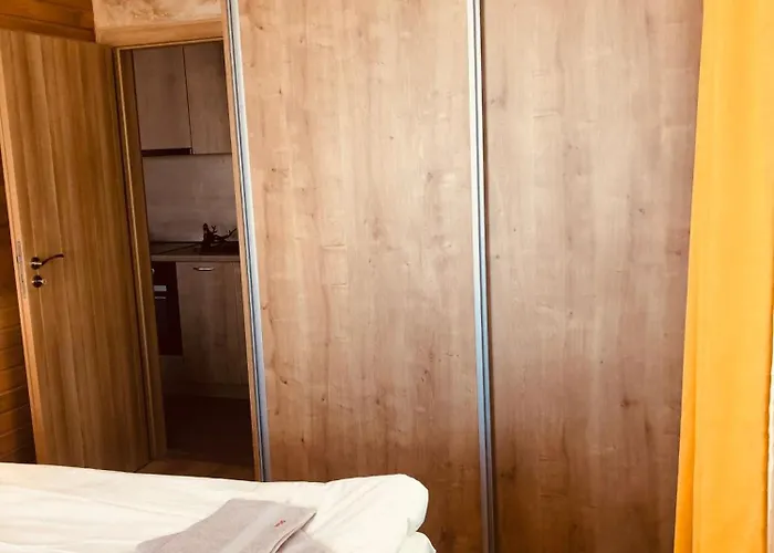 Alpine Luxury Two Bed-two Bathrooms B25 Apartament *