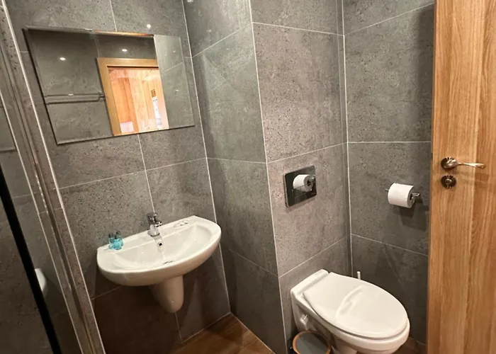 Alpine Luxury Two Bed-two Bathrooms B25